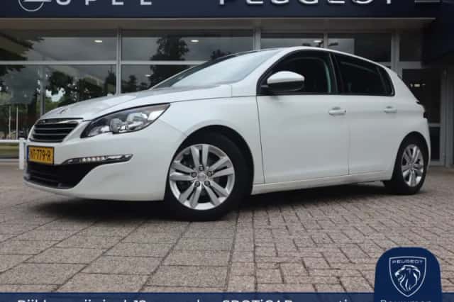 Peugeot 308 (2017) thumbnail 1