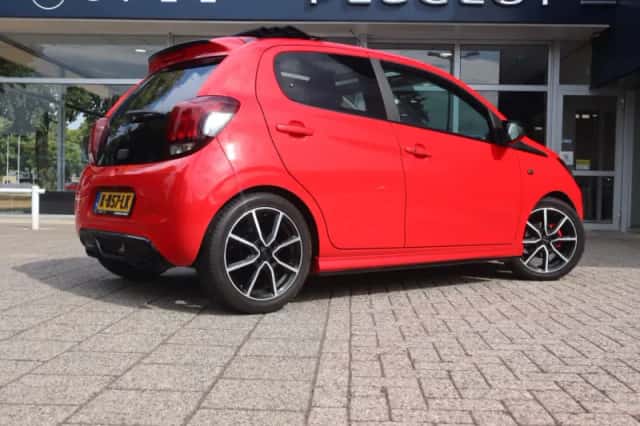 Peugeot 108 (2021) thumbnail 4