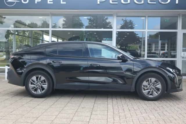 Peugeot 408 (2024) thumbnail 3