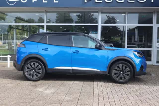 Peugeot e-2008 (2021) thumbnail 3
