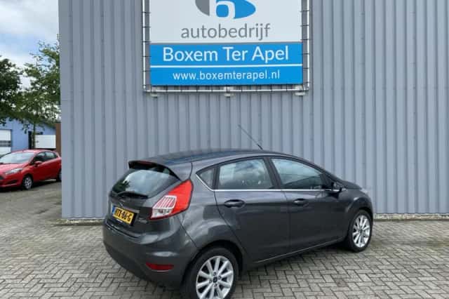 Ford Fiesta (2017) thumbnail 4