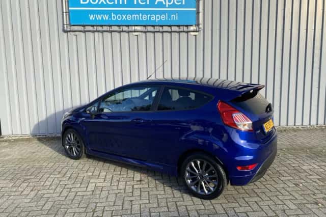 Ford Fiesta (2017) thumbnail 4