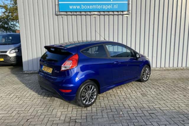 Ford Fiesta (2017) thumbnail 5