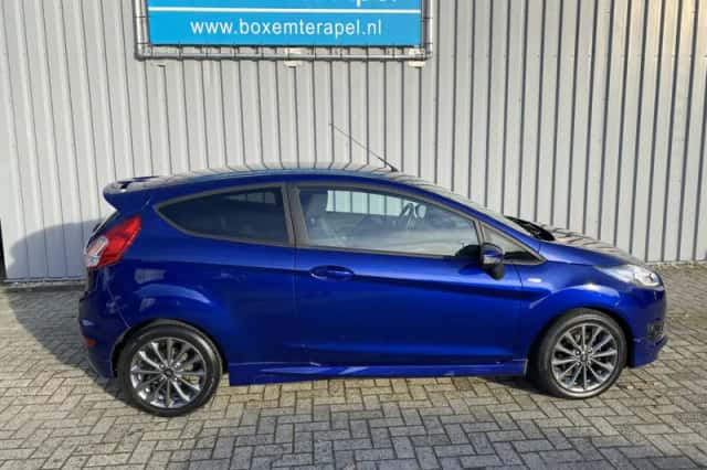 Ford Fiesta (2017) thumbnail 6