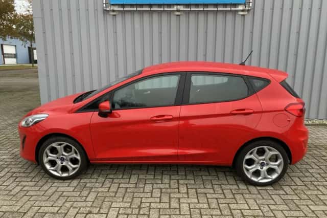 Ford Fiesta (2018) thumbnail 3