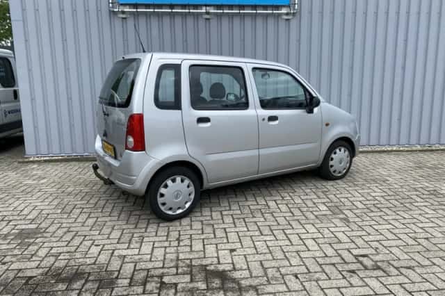 Opel Agila (2005) thumbnail 5