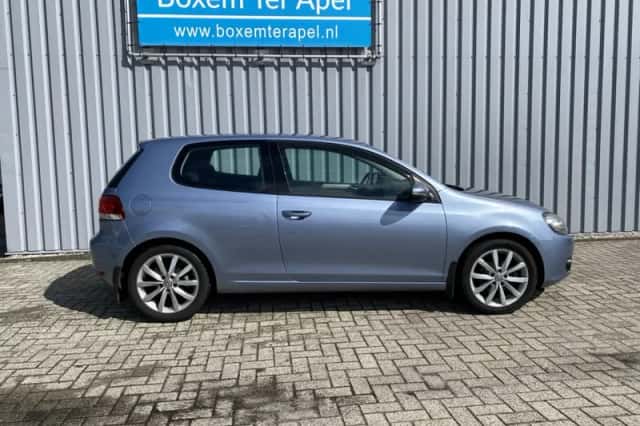 Volkswagen Golf (2011) thumbnail 5