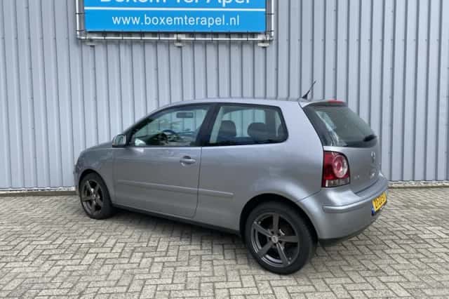 Volkswagen Polo (2008) thumbnail 4