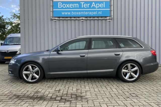 Audi A6 (2010) thumbnail 4