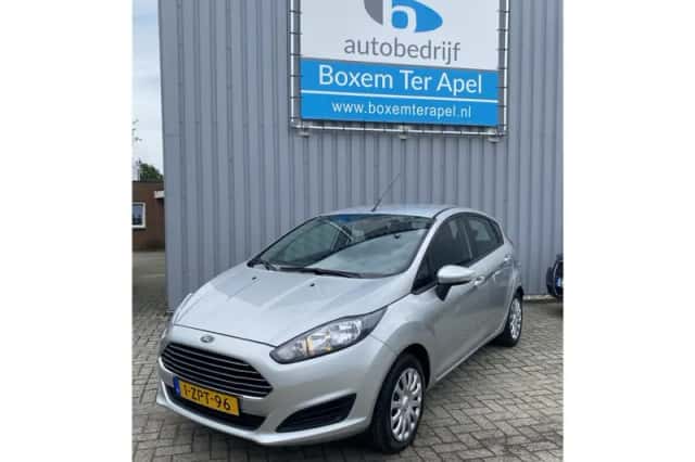 Ford Fiesta (2015) thumbnail 1