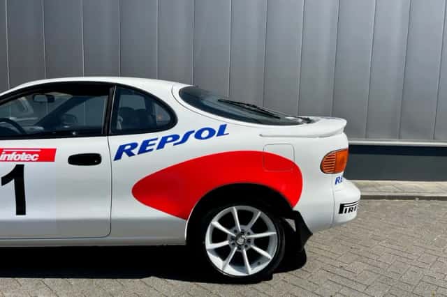 Toyota Celica (1990) thumbnail 6