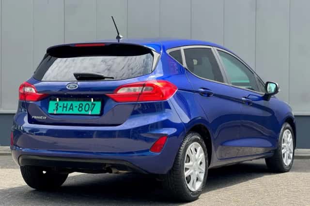 Ford Fiesta (2017) thumbnail 4