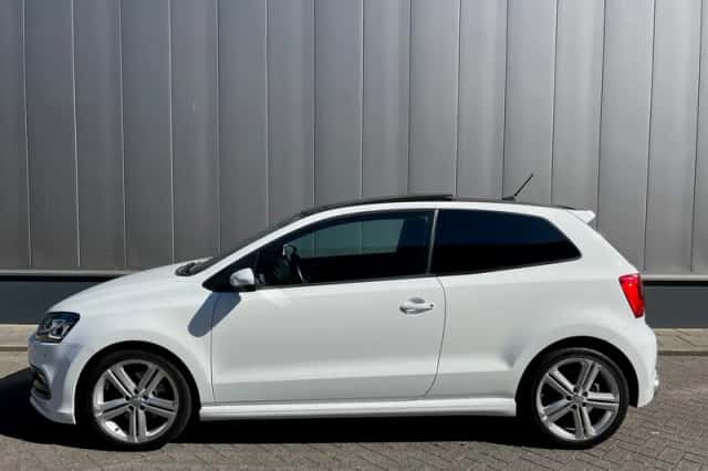 Volkswagen Polo (2015) thumbnail 5
