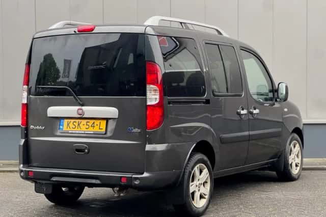 Fiat Doblò (2008) thumbnail 4