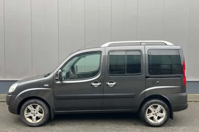 Fiat Doblò (2008) thumbnail 5