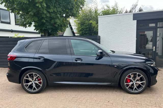 BMW X5 (2021) thumbnail 5