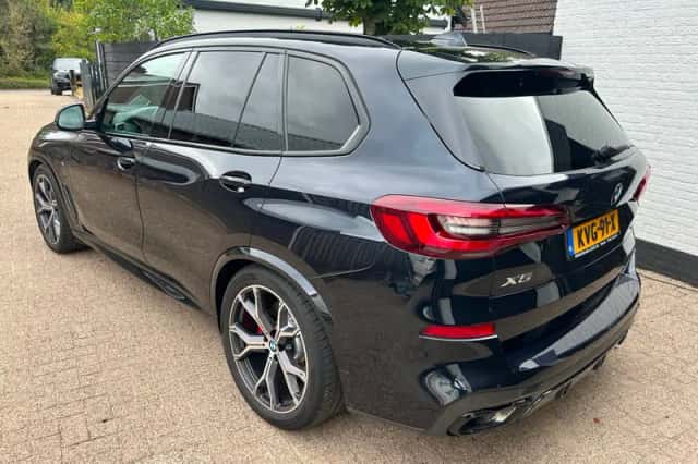 BMW X5 (2021) thumbnail 6