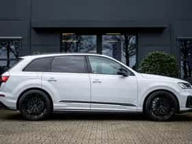 Audi SQ7 (2023) thumbnail 8