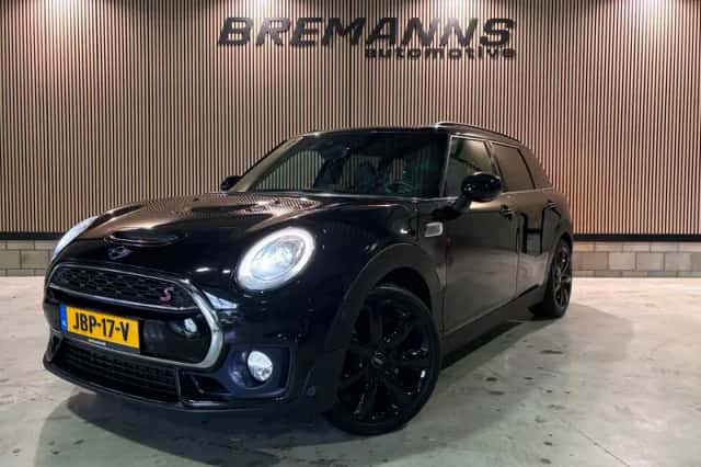 MINI Clubman (2017) thumbnail 1