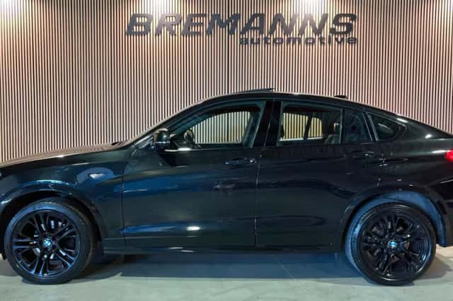 BMW X4 (2016) thumbnail 5
