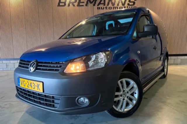 Volkswagen Caddy (2014) thumbnail 2