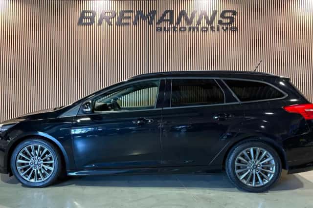 Ford Focus (2017) thumbnail 2