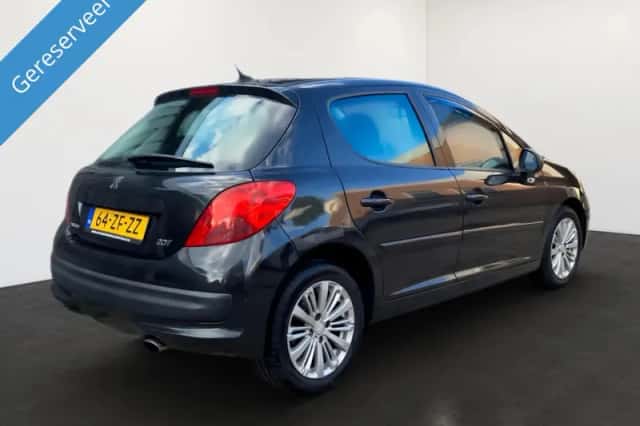 Peugeot 207 (2008) thumbnail 2