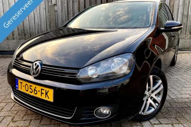 Volkswagen Golf (2011) thumbnail 1