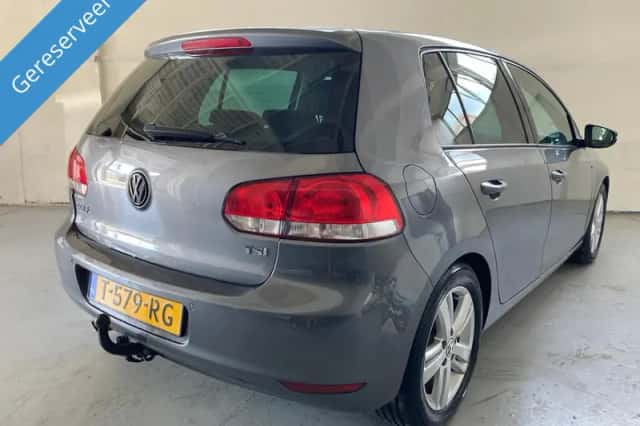 Volkswagen Golf (2012) thumbnail 2