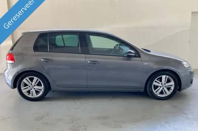 Volkswagen Golf (2012) thumbnail 3