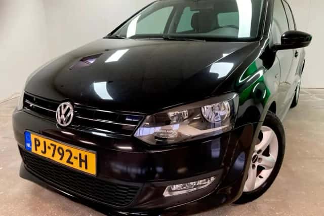 Volkswagen Polo (2013) thumbnail 1