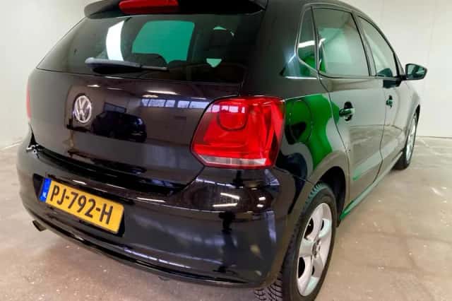 Volkswagen Polo (2013) thumbnail 3
