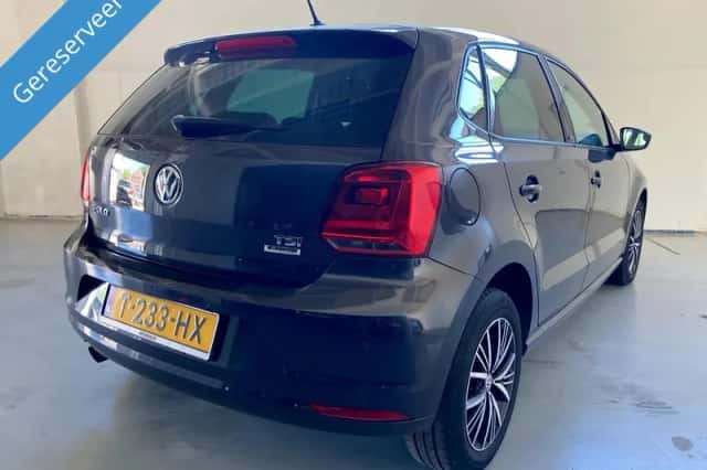 Volkswagen Polo (2016) thumbnail 4