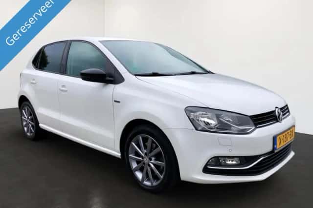 Volkswagen Polo (2014) thumbnail 2