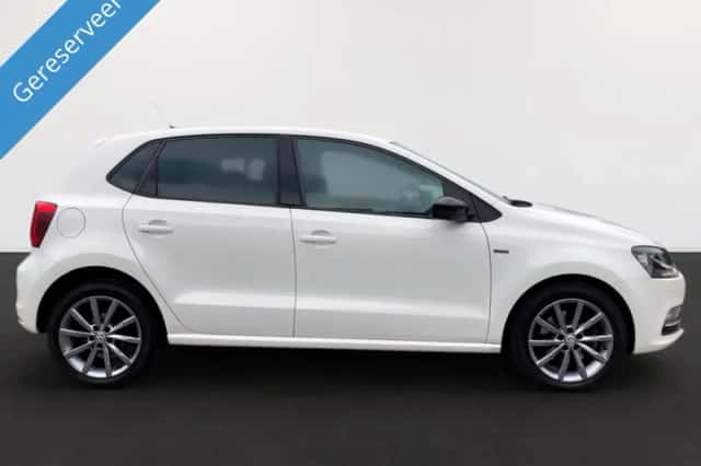 Volkswagen Polo (2014) thumbnail 3