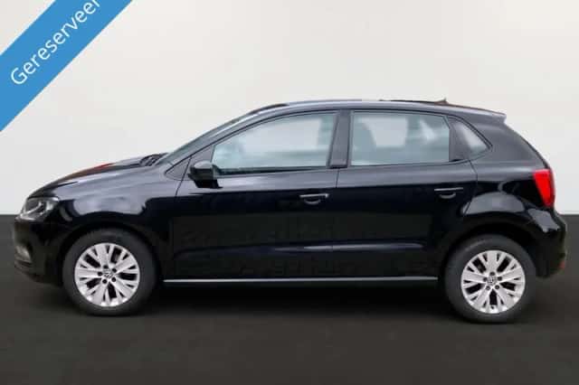 Volkswagen Polo (2015) thumbnail 6