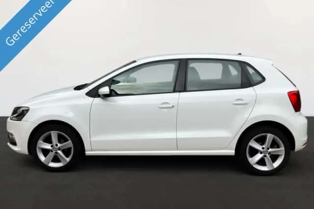 Volkswagen Polo (2015) thumbnail 5