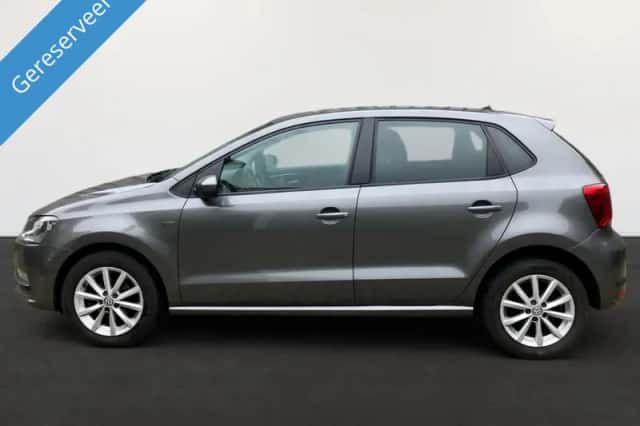 Volkswagen Polo (2016) thumbnail 5
