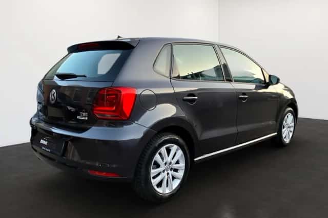 Volkswagen Polo (2017) thumbnail 4