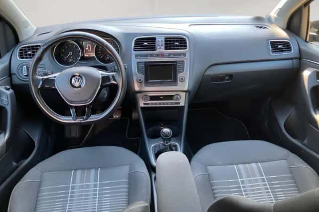 Volkswagen Polo (2015) thumbnail 5