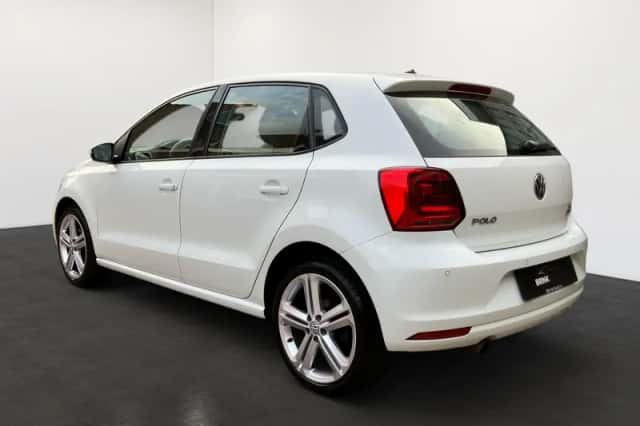 Volkswagen Polo (2015) thumbnail 5