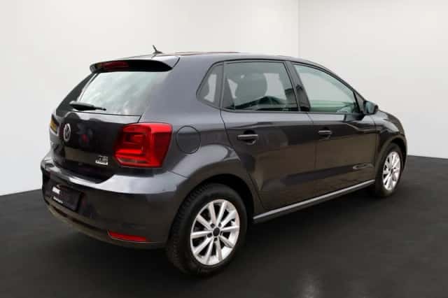 Volkswagen Polo (2015) thumbnail 4