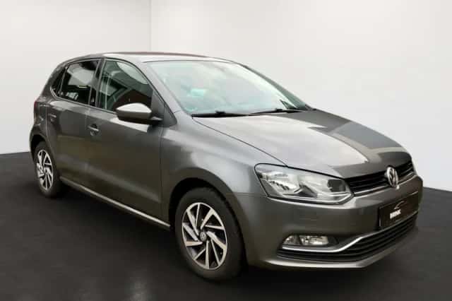 Volkswagen Polo (2017) thumbnail 2