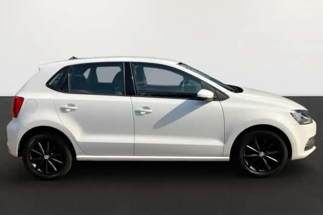 Volkswagen Polo (2015) thumbnail 3