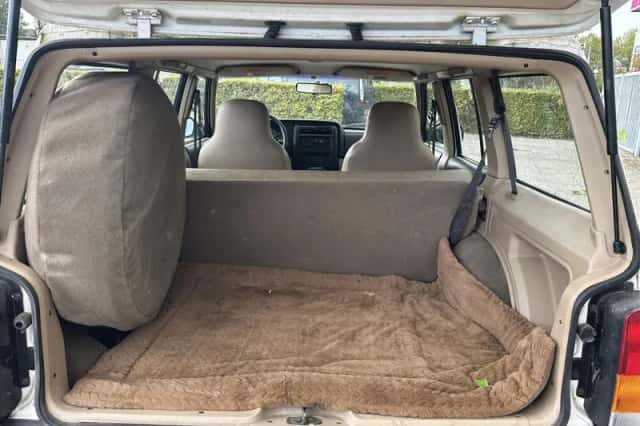 Jeep Cherokee (1999) thumbnail 6