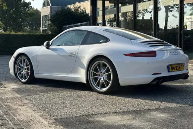 Porsche 911 (2012) thumbnail 6