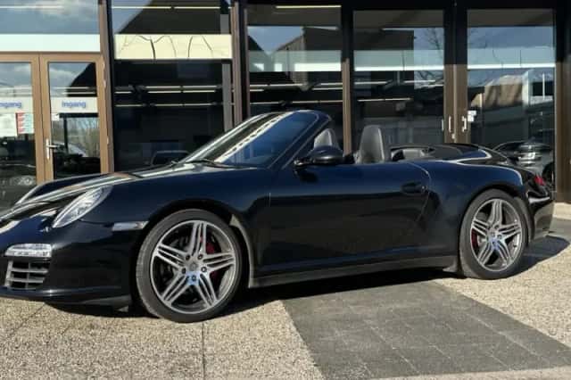 Porsche 911 (2009) thumbnail 1