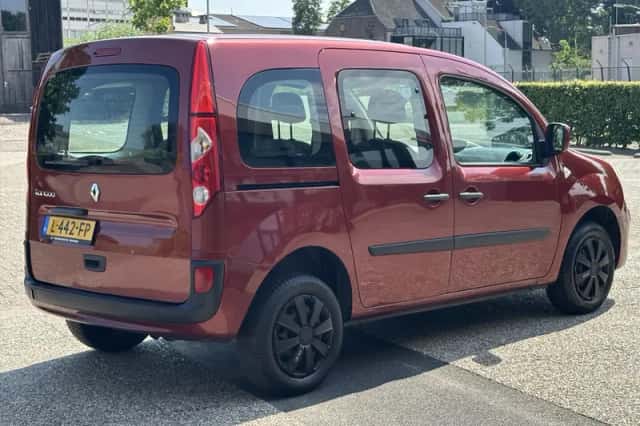 Renault Kangoo (2009) thumbnail 5