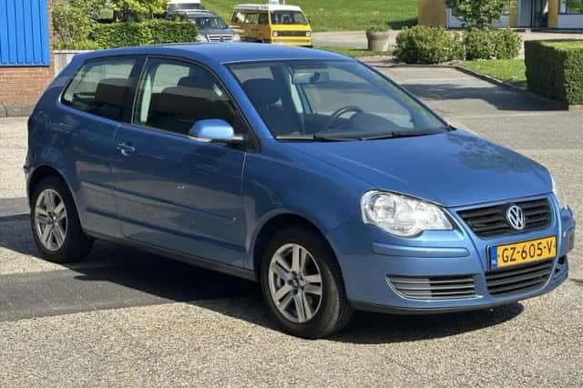 Volkswagen Polo (2006) thumbnail 4