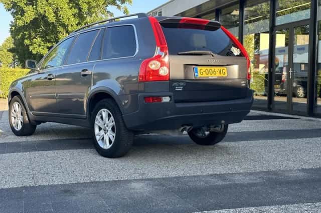 Volvo XC90 (2004) thumbnail 5